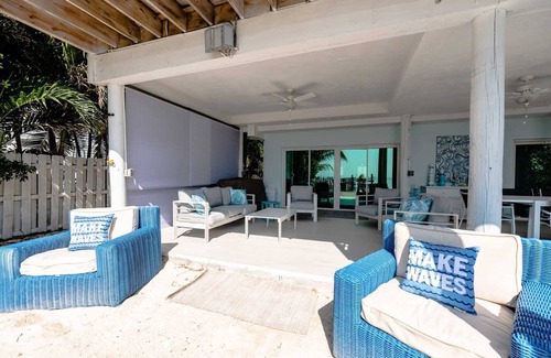 Summerland Key House | Windswept Beach