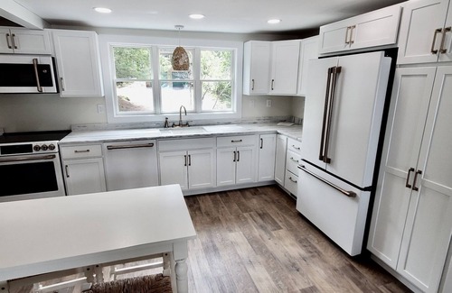 Alton Bay Cottage | Windswept Cottage: A Lake Winnipesaukee Waterfront