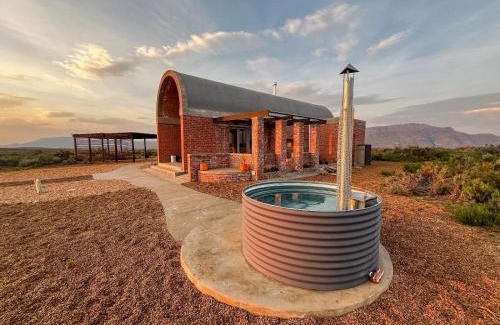 Scheepersrus Villa | Windvogels - Off Grid Luxury Accommodation