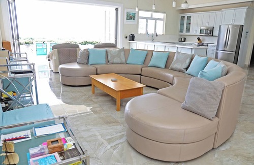 Oistins Villa | Windy Ridge Lodge