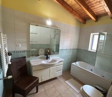Aljezur House | Windy's Guest House