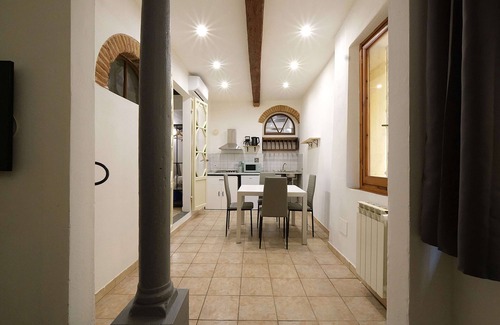 Sant' Ambrogio Apartment | Wine Apartments Florence Sagrantino