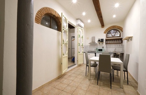 Sant' Ambrogio Apartment | Wine Apartments Florence Sagrantino