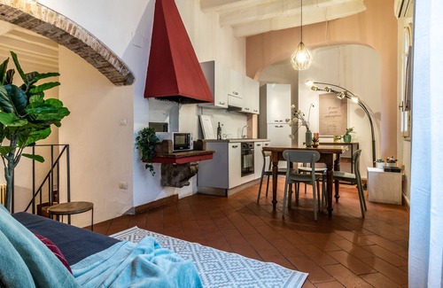 San Giovanni Apartment | Wine Apartments Florence Vernaccia