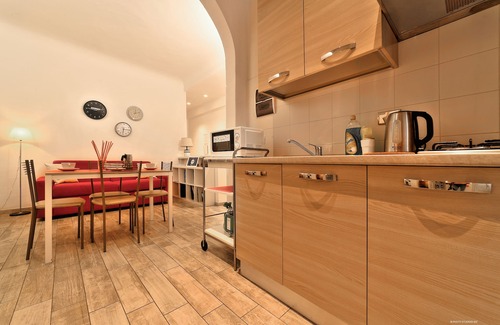 Sant' Ambrogio Apartment | Wine Apartments Florence Colorino