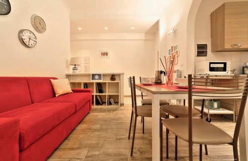 Sant' Ambrogio Apartment | Wine Apartments Florence Colorino