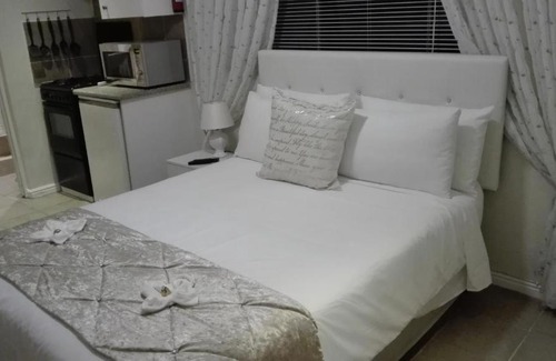 Durbanville Apartment | Wine Country Cottage