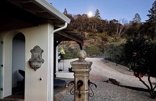 Glen Ellen Villa | Wine country Estate, Heated Pool, private vineyard and Olive Farm