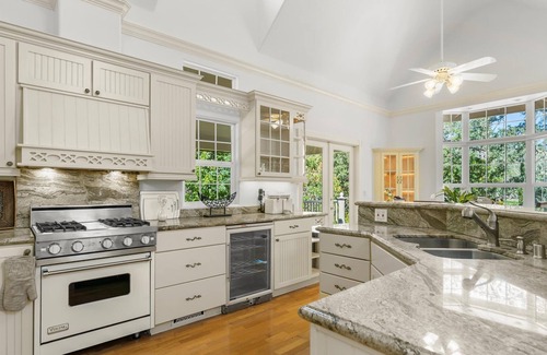 Napa Valley Cottage | Wine Country Private Oasis