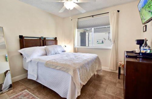Paso Robles House | Wine Country Retreat - for the Solo Traveler
