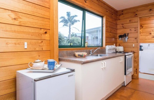 Mangawhai House | Wine Downtime - Mangawhai Holiday Home