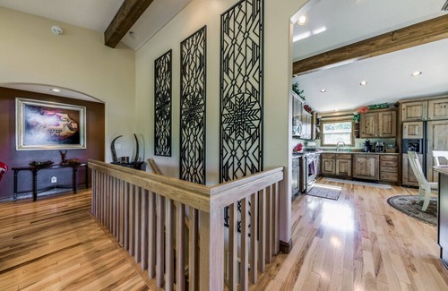 Ruidoso Ski Chalet | Wine & Wilderness: MTN Luxe Chalet/Hot Tub/Views