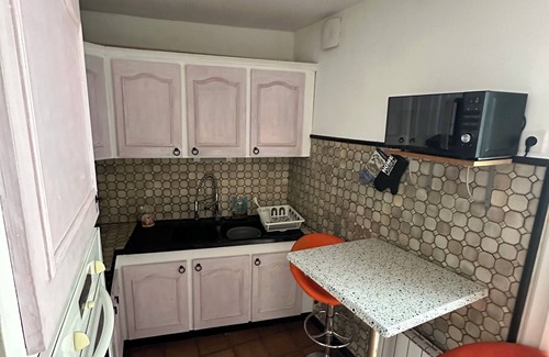 Montagnac House | Winegrower's house near the sea