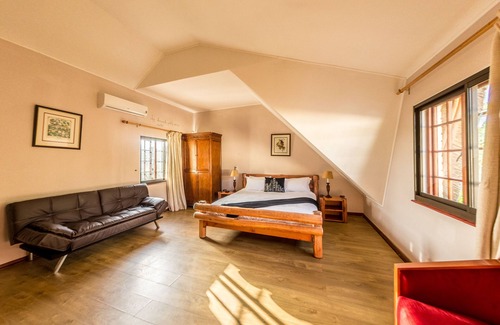Somerset West House | Winelands Villa Guesthouse