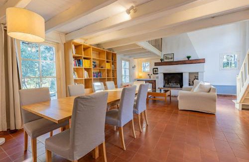 Pezenas House | Winemakers Home By Pézenas Vineyards