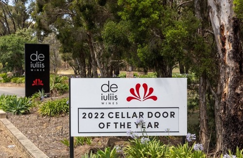Pokolbin House | Winemakers House at De Iuliis