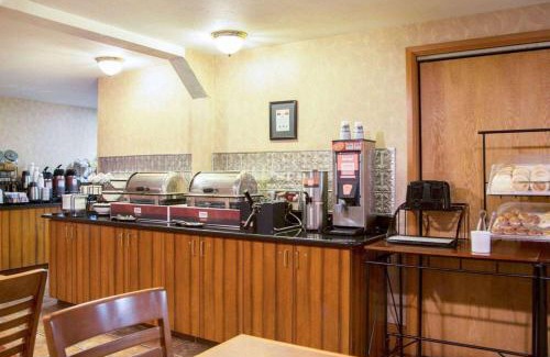 Downtown Anchorage Hotel | Wingate by Wyndham Anchorage Downtown - Ship Creek