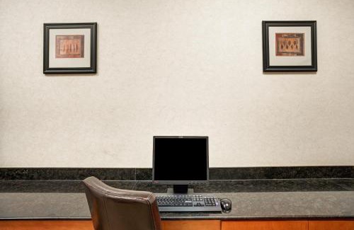 Fairburn Hotel | Wingate by Wyndham Atlanta Fairburn