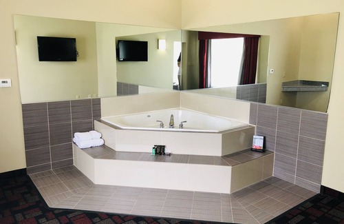 Lake Charles Hotel | Wingate by Wyndham Lake Charles Casino Area