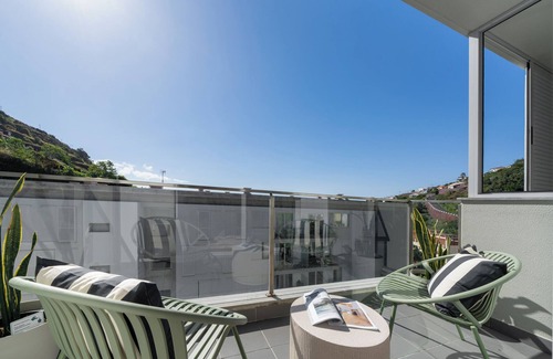 Santa Cruz Apartment | Wings Apartment II – With Balcony in Santa Cruz