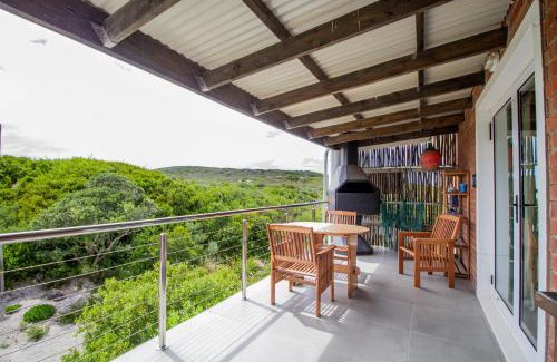 Suiderstrand Apartment | Wings Self-catering Apartment Suiderstrand