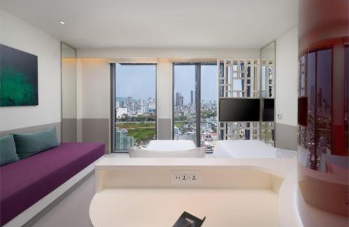 Son Tra Hotel | Wink Icon Hotel Danang Riverside - Luxury Suites - 24hrs Stay & Rooftop Pool Bar