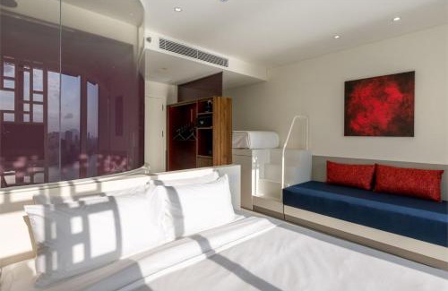 Son Tra Hotel | Wink Icon Hotel Danang Riverside - Luxury Suites - 24hrs Stay & Rooftop Pool Bar