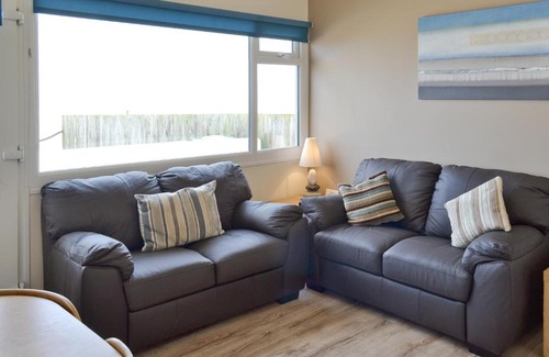 Filey House | Winkle Cabin- 25063