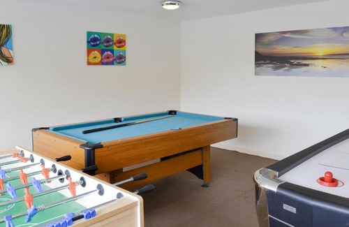 Filey House | Winkle Cabin- 25063