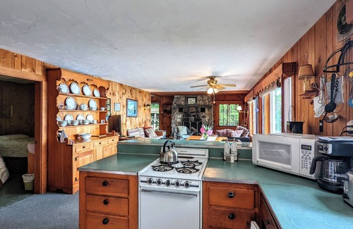 Meredith House | Winnipesaukee Heirloom Cottage