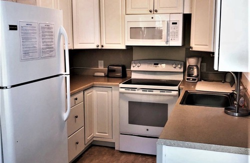 Gilford House | Winnipesaukee Waterfront Gilford Great Location Sleeps 10