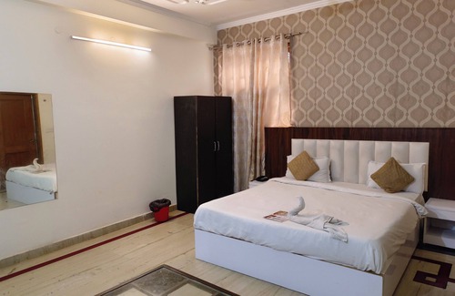 Noida Hotel | Winsome Residency