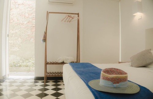 Barrio Centro House | Winsome Room With Pool at a Colonial House