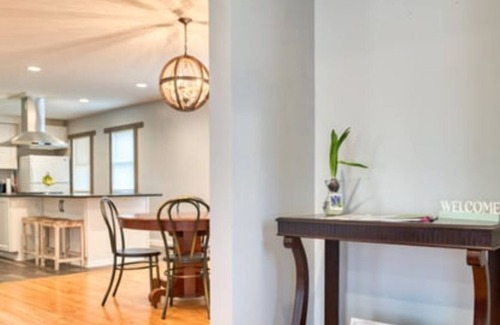 Oconomowoc House | Winter rental house downtown Otown - No pet fees!