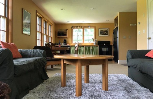 Lisbon House | Winter Rental in the heart of the White Mountains
