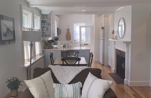 Camden House | Winter Rental Only - Charming Sears & Roebuck Bungalow Cottage