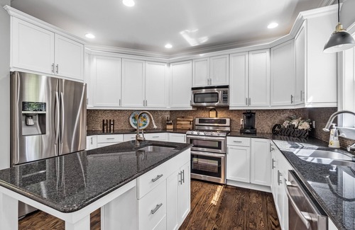 Mooresville House | Winter specials! Welcome to our LKN HOME! Sleeps 16! Boat Rental Available!