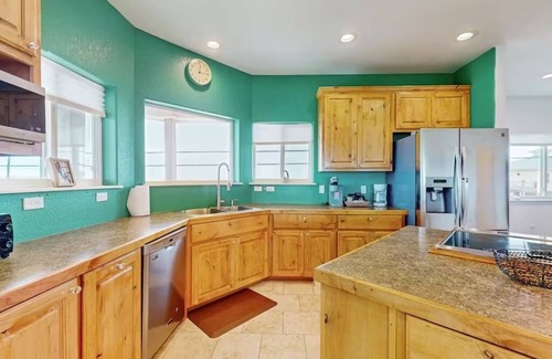 Rockport House | WINTER TEXANS: WATER VIEWS! Cheerful, Bright & Serene welcome FEEL GOOD SPACE