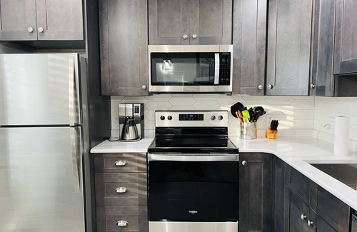 Williamstown Condo | Winterberry Lodge: NEWLY RENOVATED Spacious Berkshire Getaway at Jiminy Peak