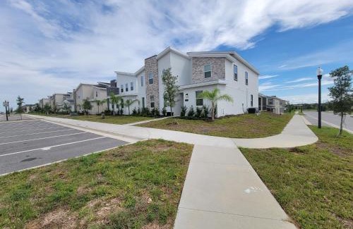 Four Corners House | Winterfield ChampionsGate 1265