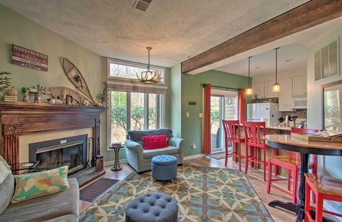Wintergreen Apartment | Wintergreen Resort Mountain Condo w/Pool Access!