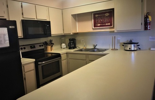 Ghent Apartment | Winterplace Condo D204