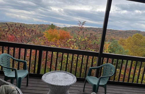 Ghent Apartment | Winterplace Condo D204