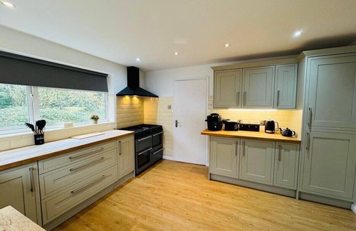 West Ashling House | Wintons Farmhouse nestled in the coutryside
