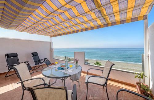 Torre de Benagalbon Apartment | WintowinRentals Amazing Front Sea View & Relax