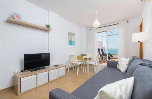 Torre de Benagalbon Apartment | WintowinRentals Amazing Front Sea View & Relax