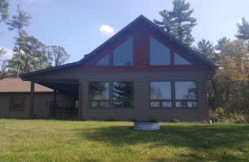 Nekoosa House | Wisconsin River Retreat in Nekoosa, WI