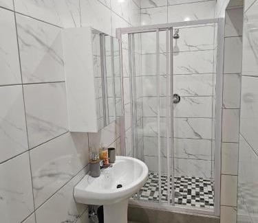 Greater Johannesburg Metropolitan Area House | Wise star Guest House