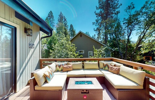 Bass Lake House | Wishing Well Cabin