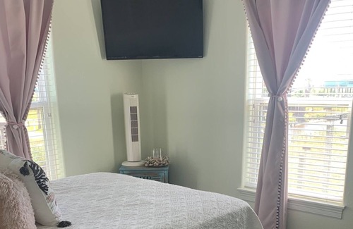 Port Bolivar House | Wiskey Blues: 4 BR, 2 BA House in Gilchrist, Sleeps 8
